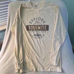 Red Jacket Long Sleeve Tee Women’s XL Yosemite EUC Soft